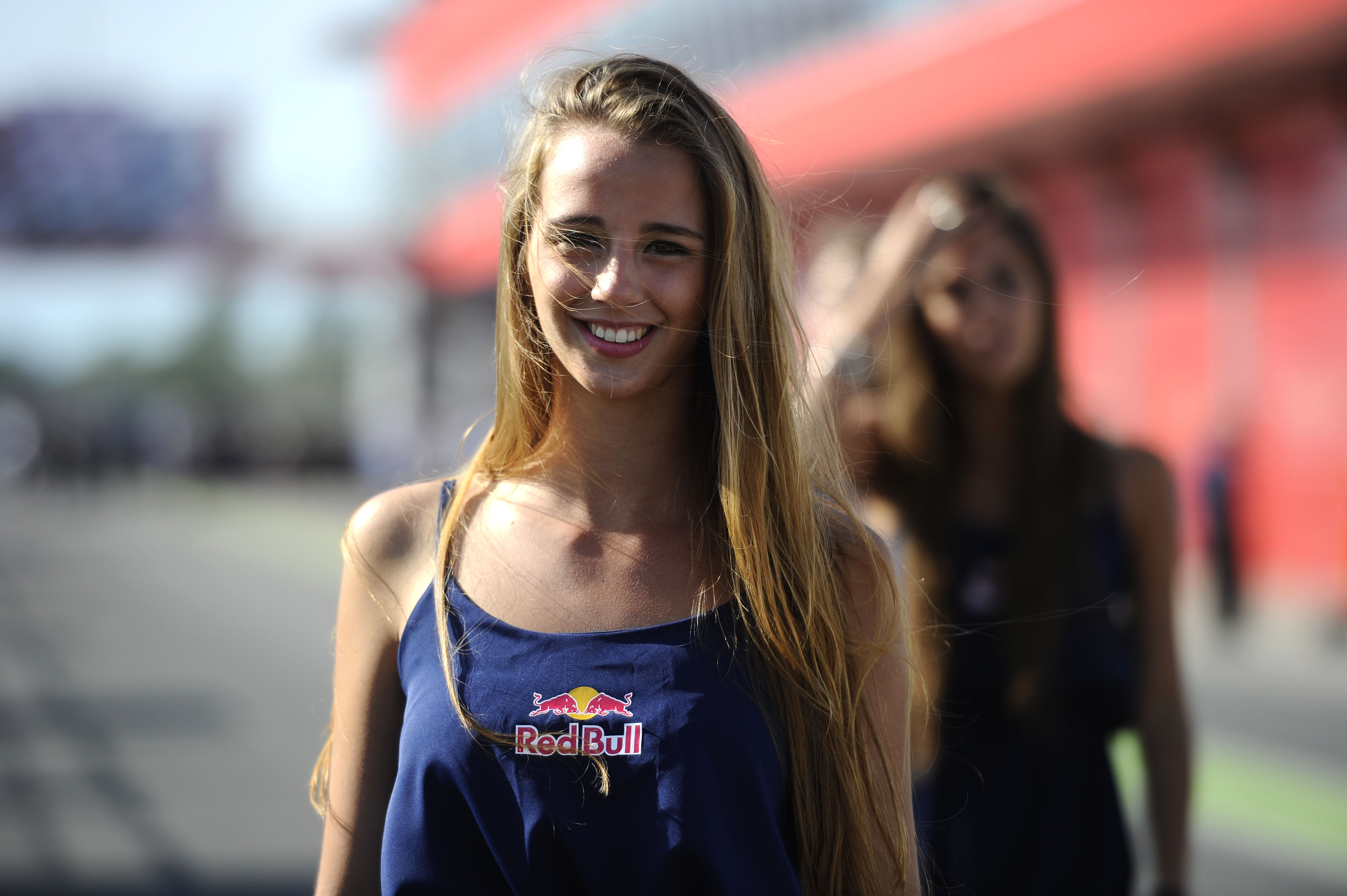 Paddock Girls at Jerez 2014 - autoevolution